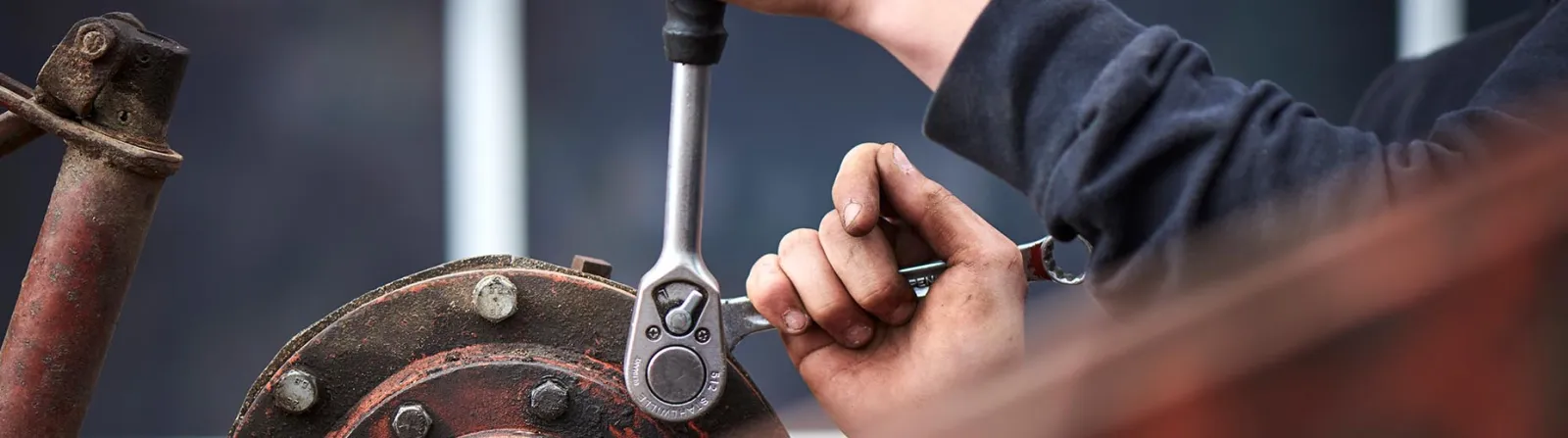 Lindsay Auto Repair, Auto Mechanic and Auto Body Repair